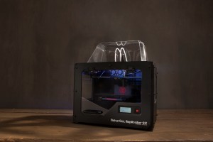 MakerBot_Replicator2X_low_1