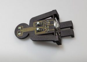 Designing circuits on 3D printed components. Image courtesy of Beta LAYOUT.