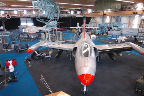 P-16 Jet