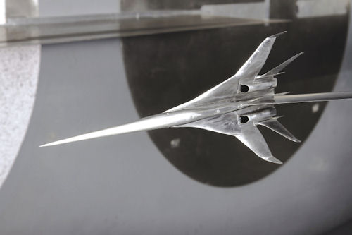 TRI MODELS