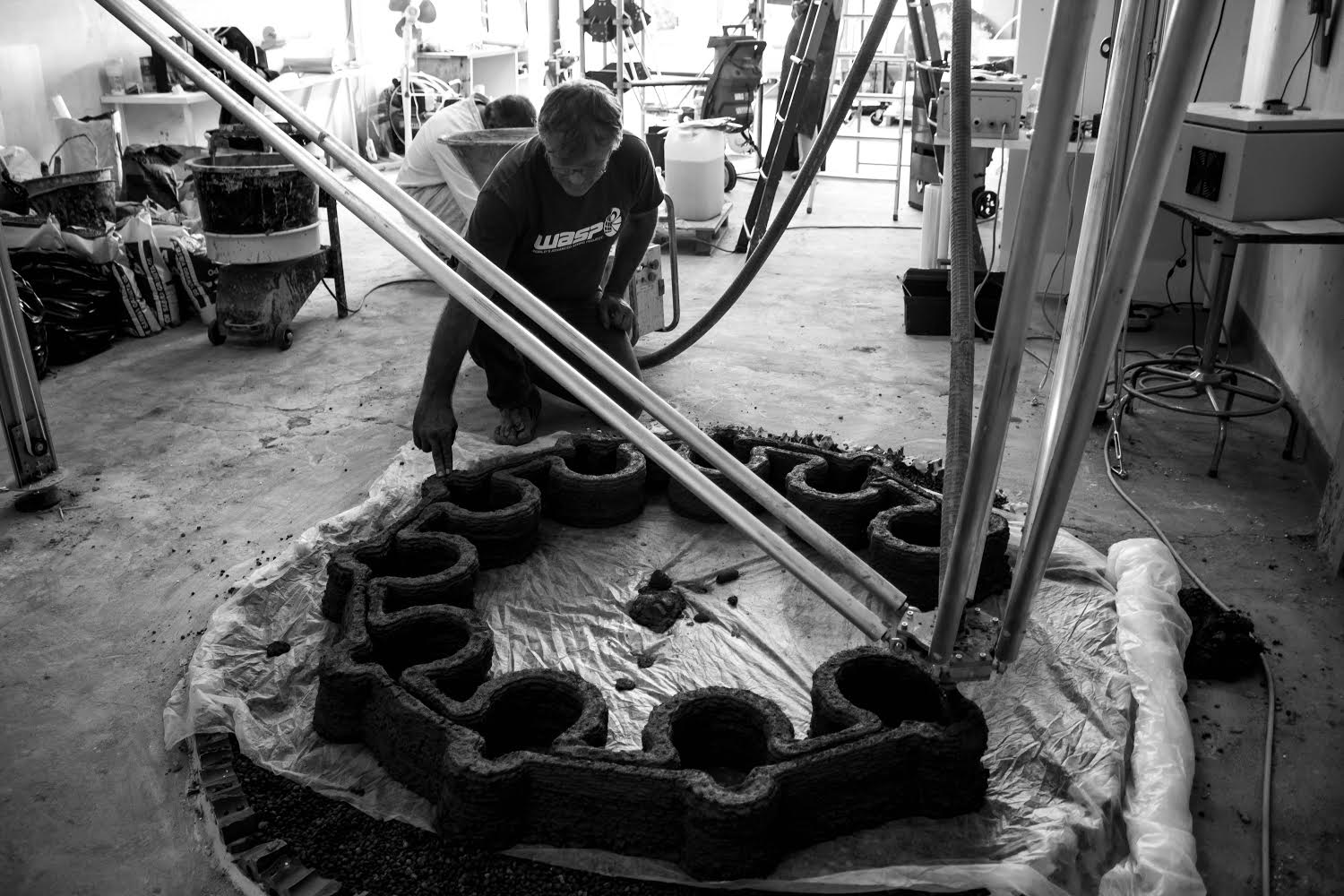 WASP 3D Printer Builds with Mud