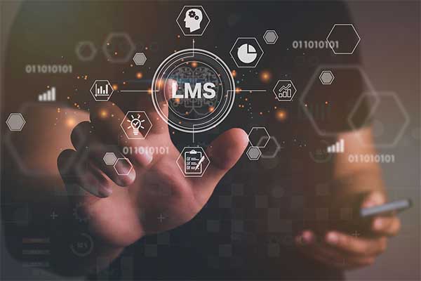 Streamlining Manufacturing Training: Choosing the Right LMS